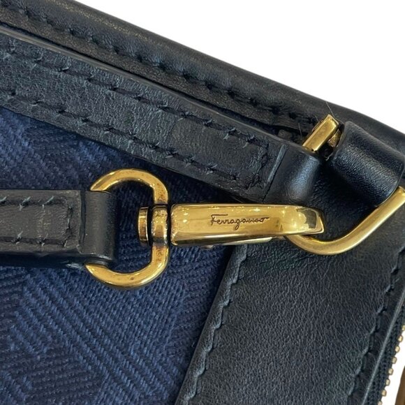 SALVATORE FERRAGAMO Black Monogram Tote Bag - Picture 13 of 16